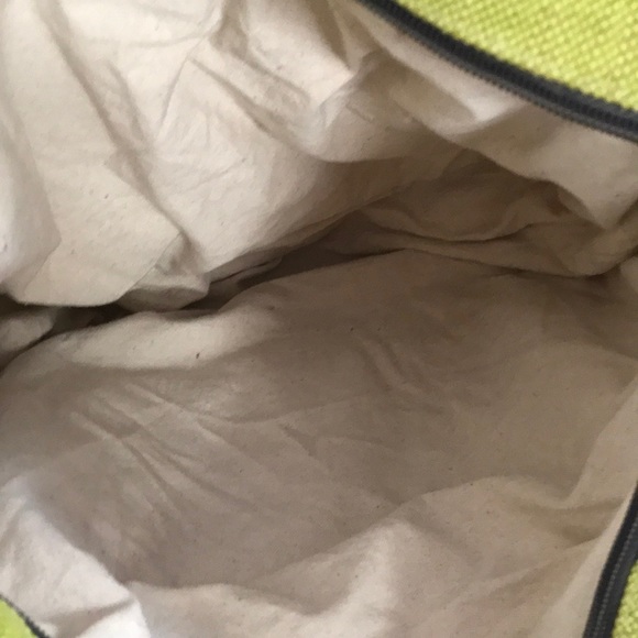 SALE 2 for $20π₯ Onyx & Green Messenger-bag - Picture 4 of 8